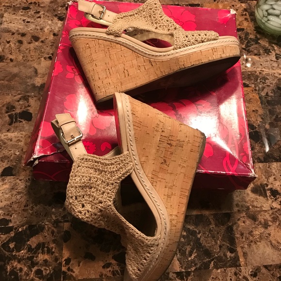 💋LULU TOWNSEND WEDGES 💋 - Picture 2 of 6